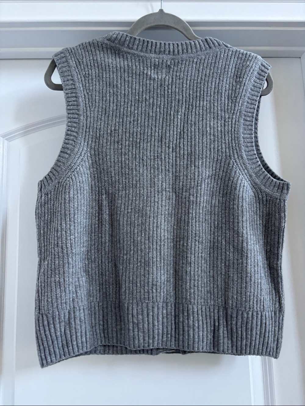 GAP Gray Ribbed Button-Front Sweater Vest - Picture 2 of 3